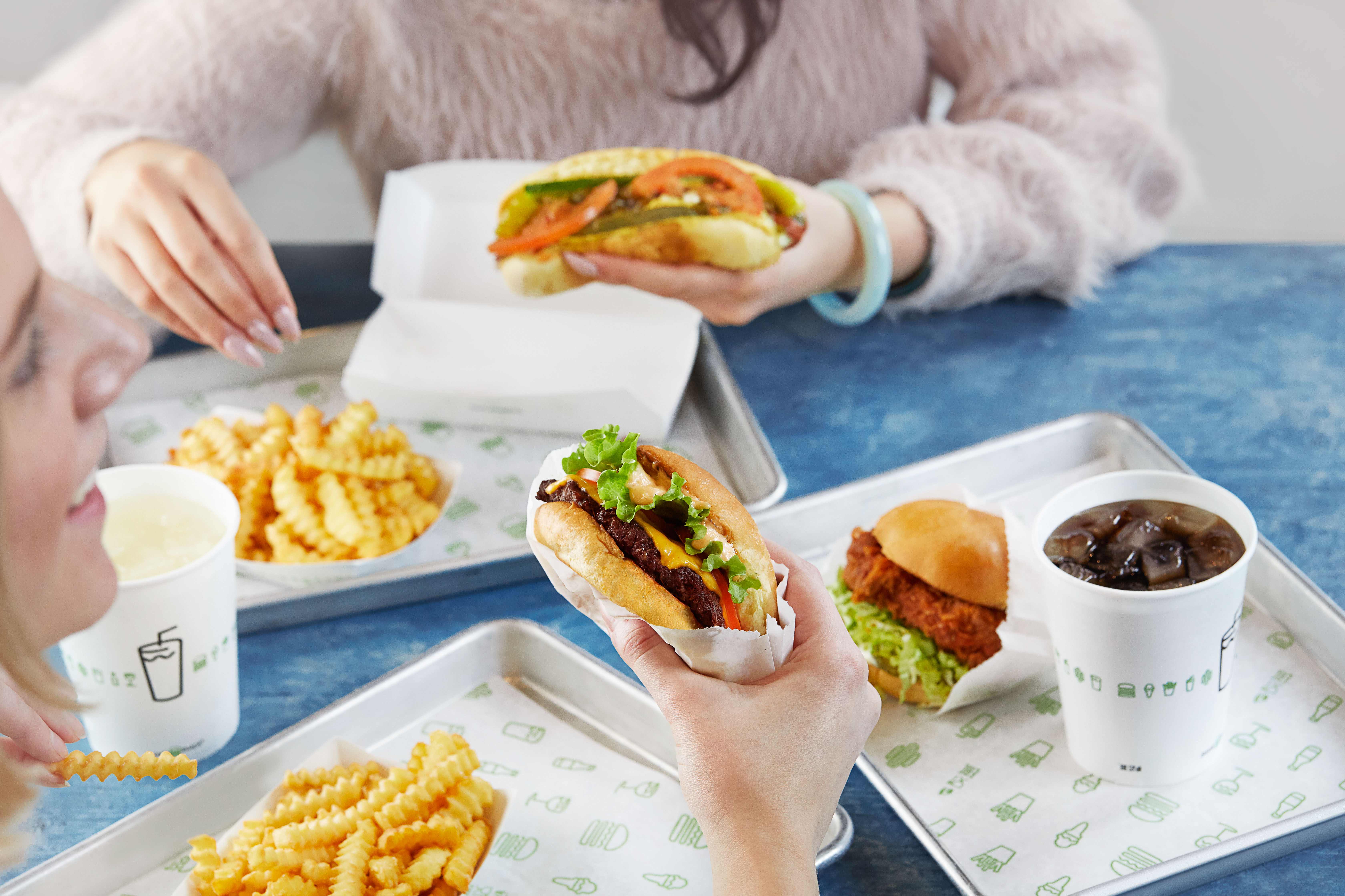 Shake Shack LR 6