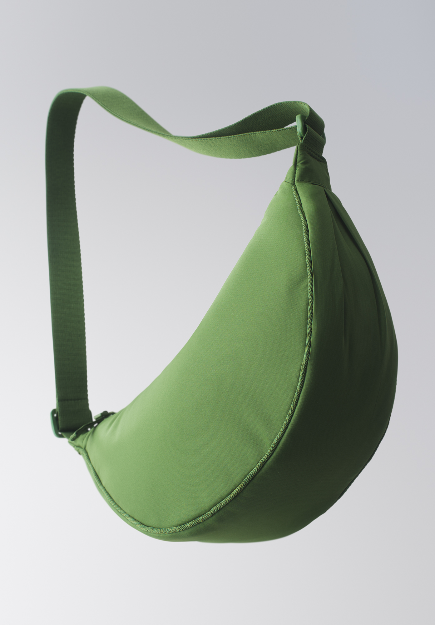 26506 Masterpiece W's Round Mini Shoulder Bag