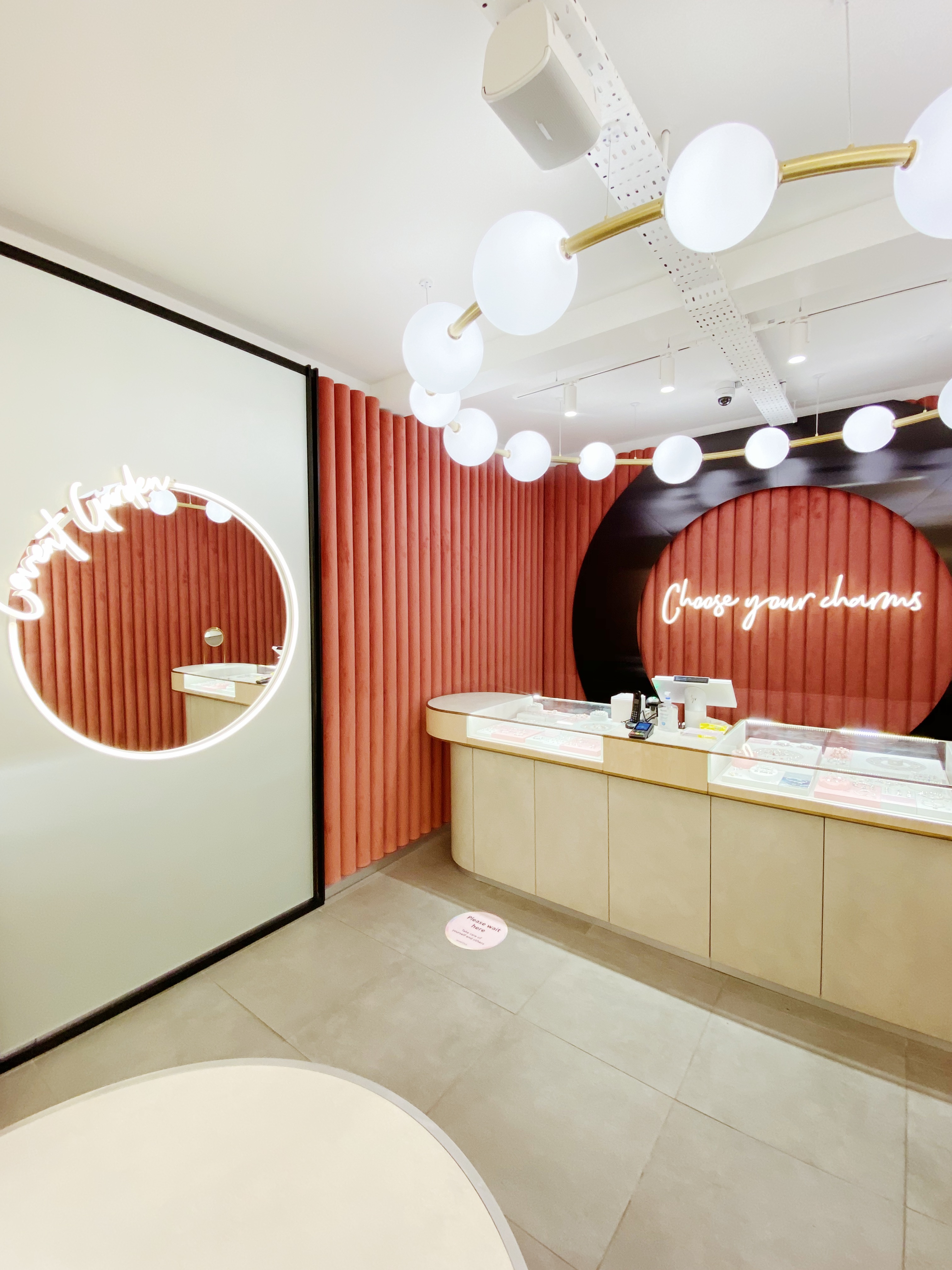 CB940296 2483 4B9A BB01 CE77A51FF8C2