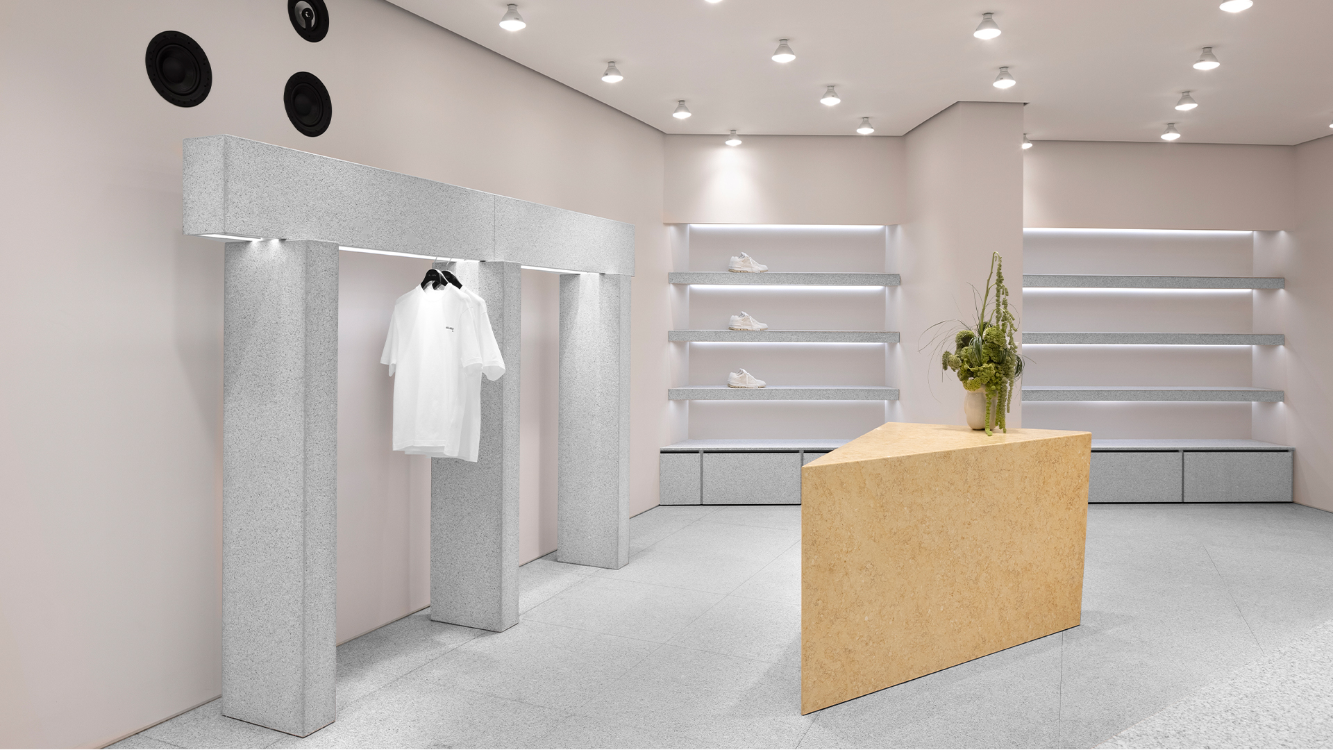 16X9 EARLHAM SOCIAL CROPS Copy 14 1