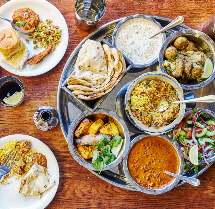 Canary Wharf Eating Drinking Dishoom Aw22 1 710X690 1