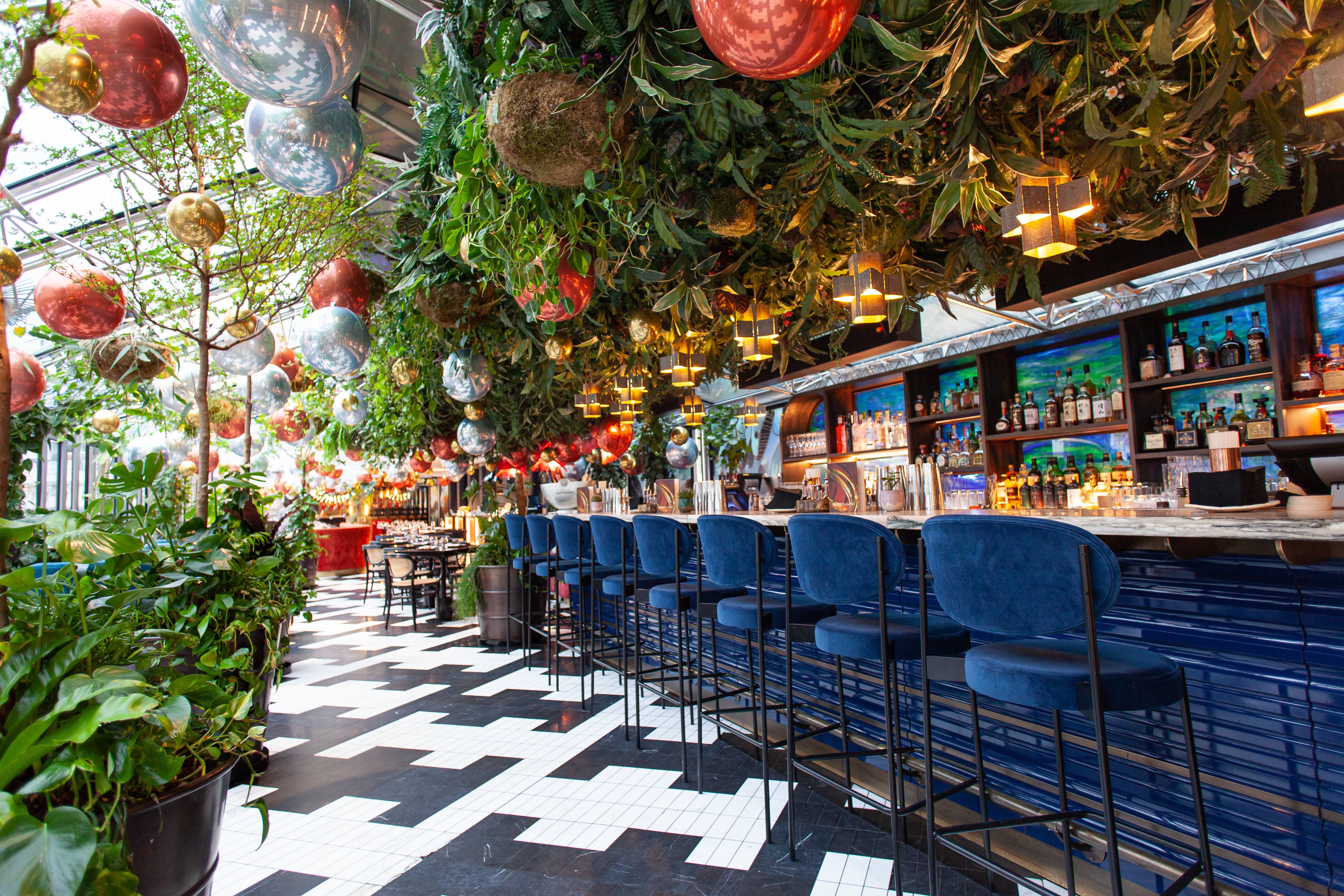 SUSHISAMBA CG Festive Sm (1)