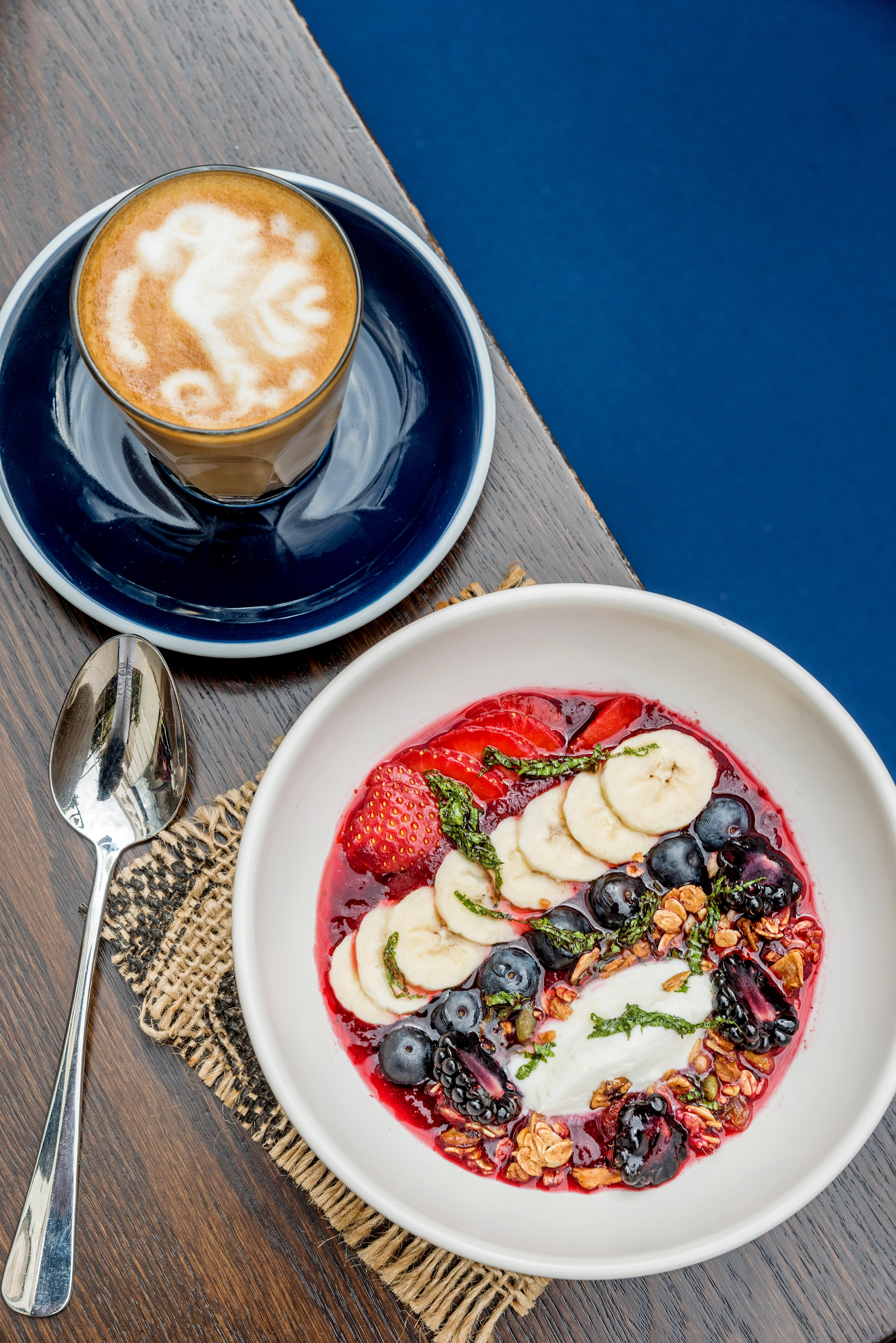 Gentlemen Barista 25