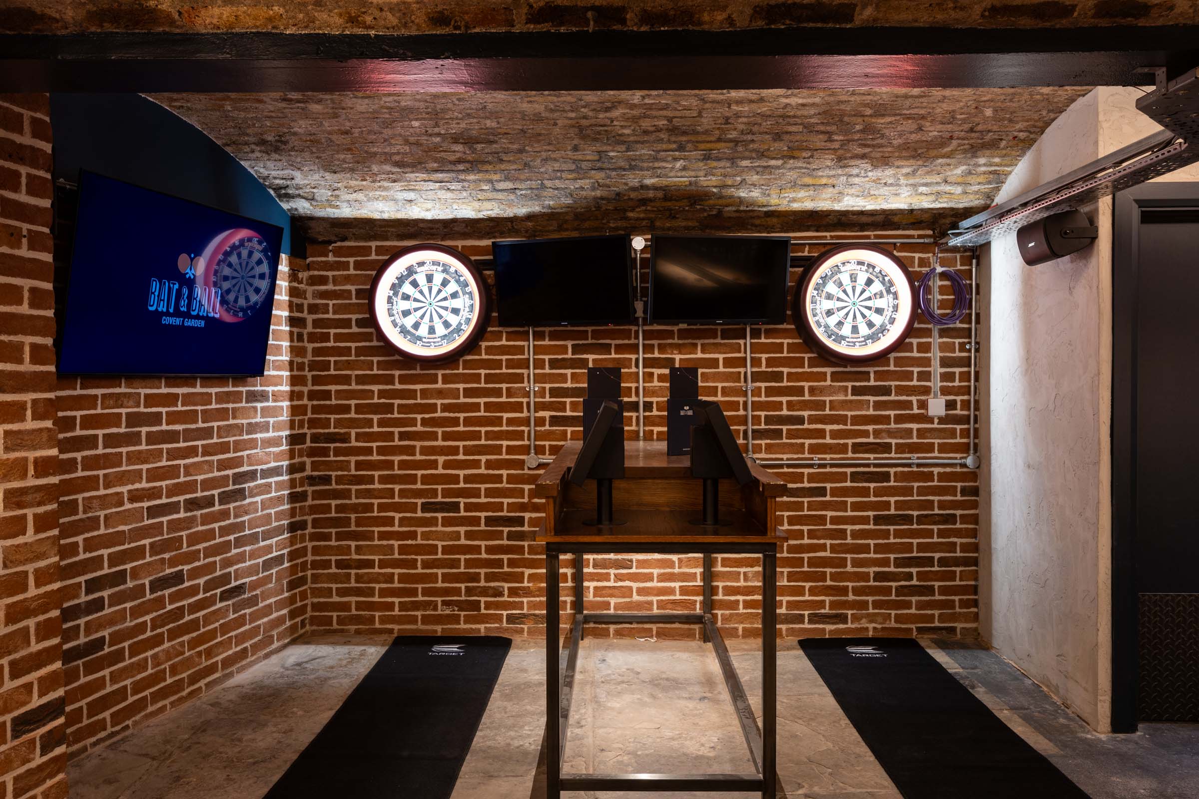 164 John Knight Bat & Ball CG March25 WEB (2)