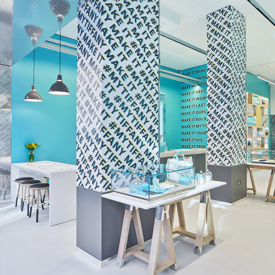 Top 10 Customisable Gifts Covent Garden 5477 Page 02 Image 0001