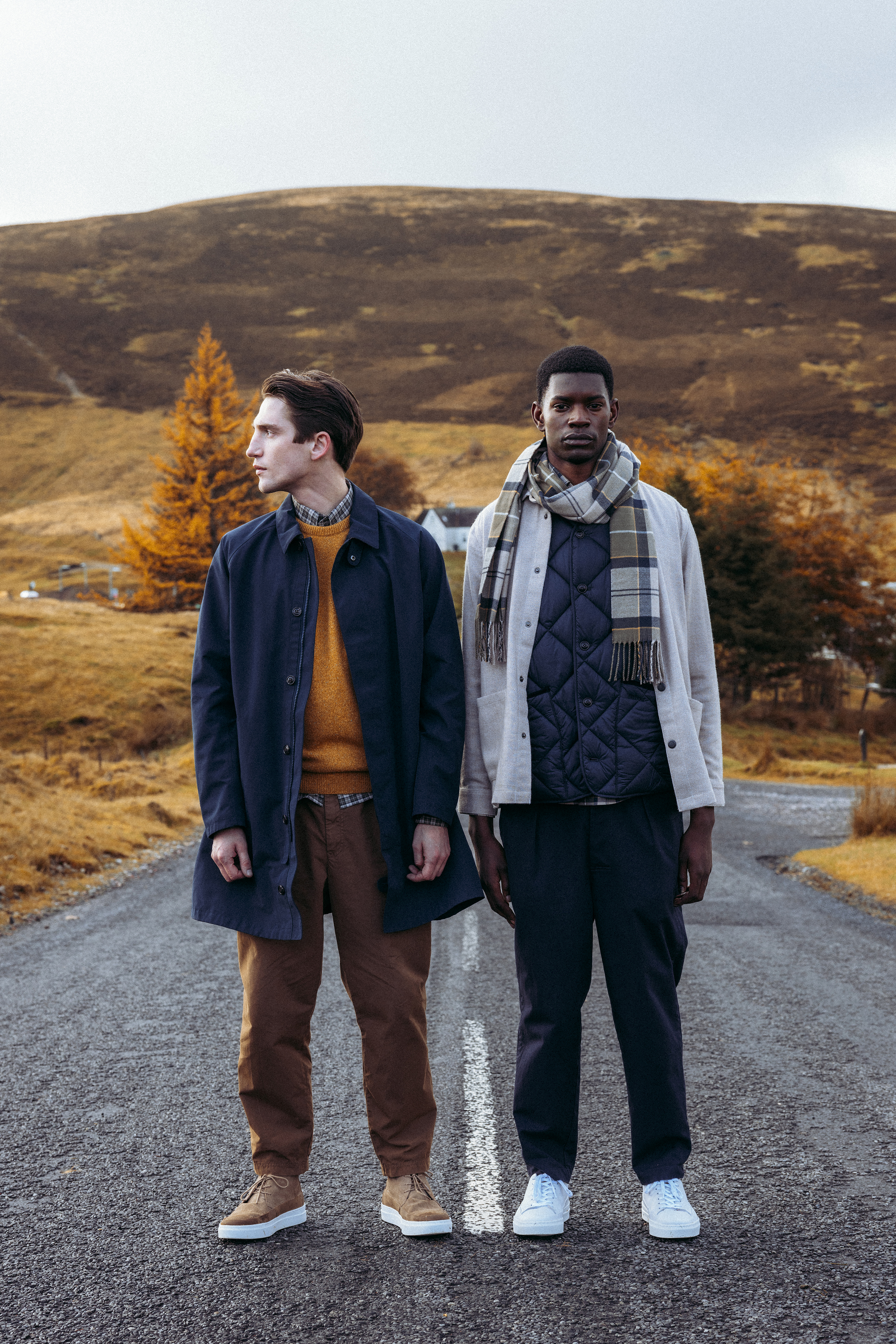 Aw23main Modern Heritage MSW Barbour Cambridge Mac Jacket MWB1088NY71 Barbour Waterhill Overshirt MOS0320ST39