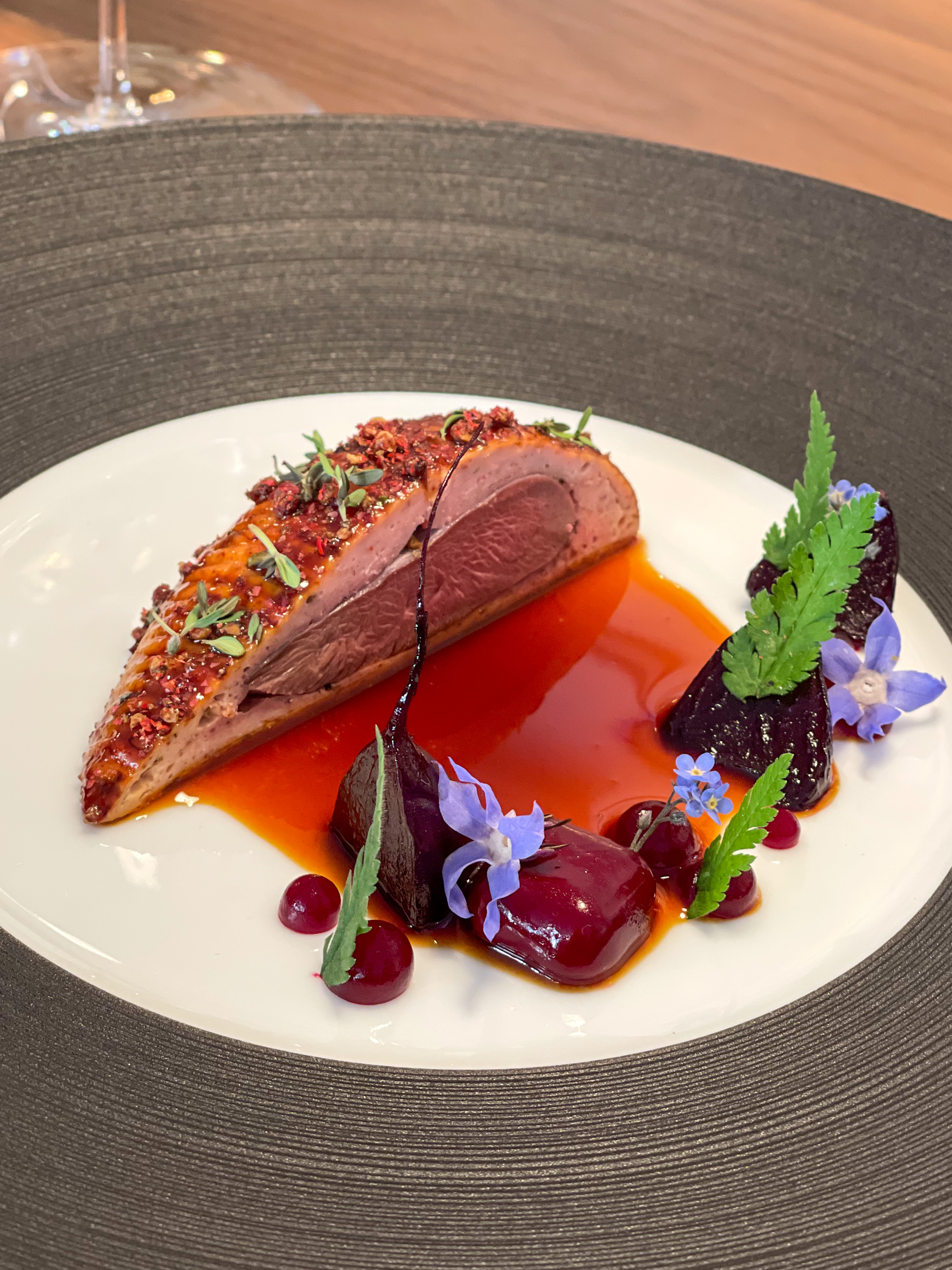 The Frog Adam Handling (8)