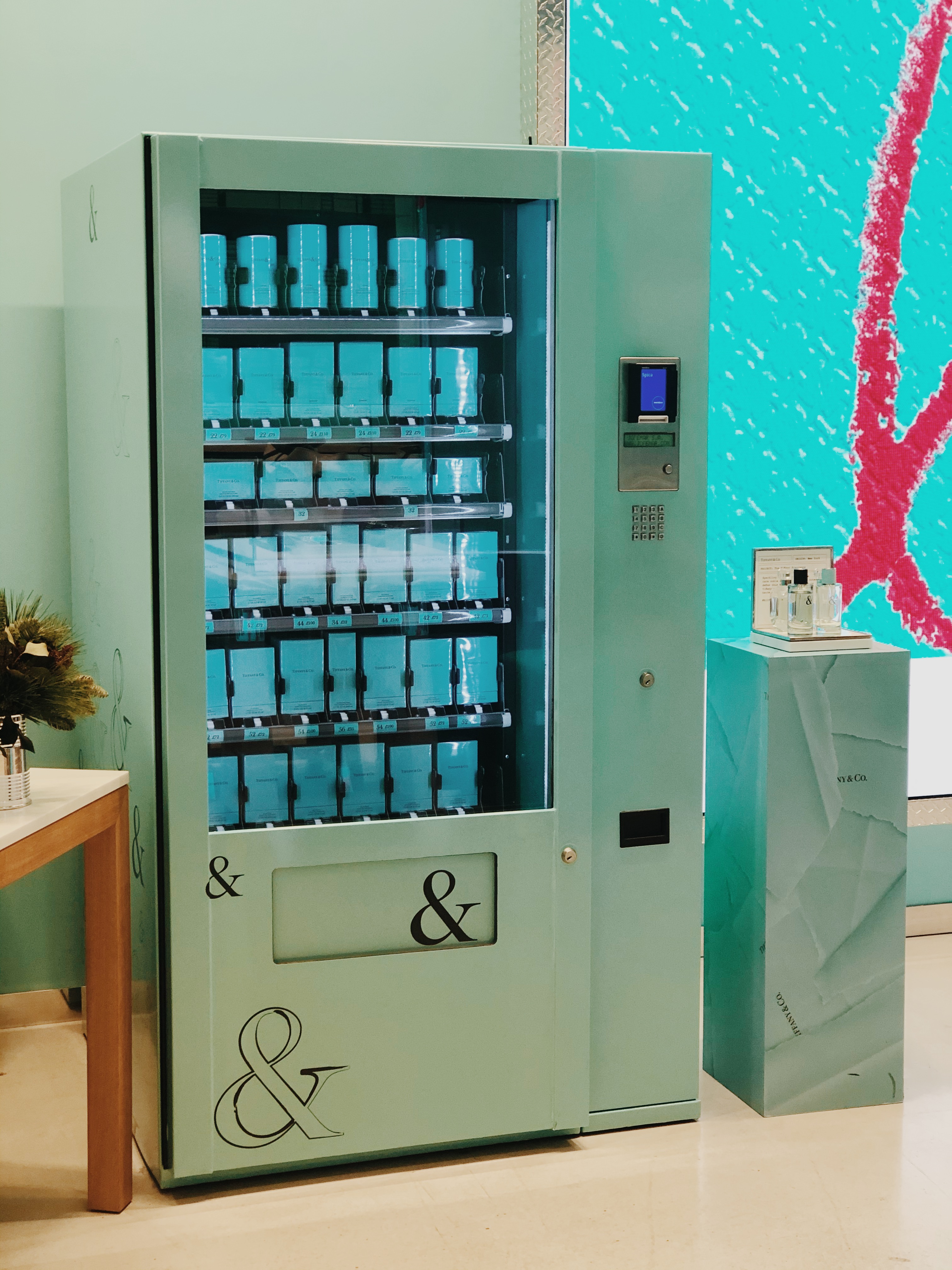 DC613301 A257 4A57 9245 4C1AAF58564B