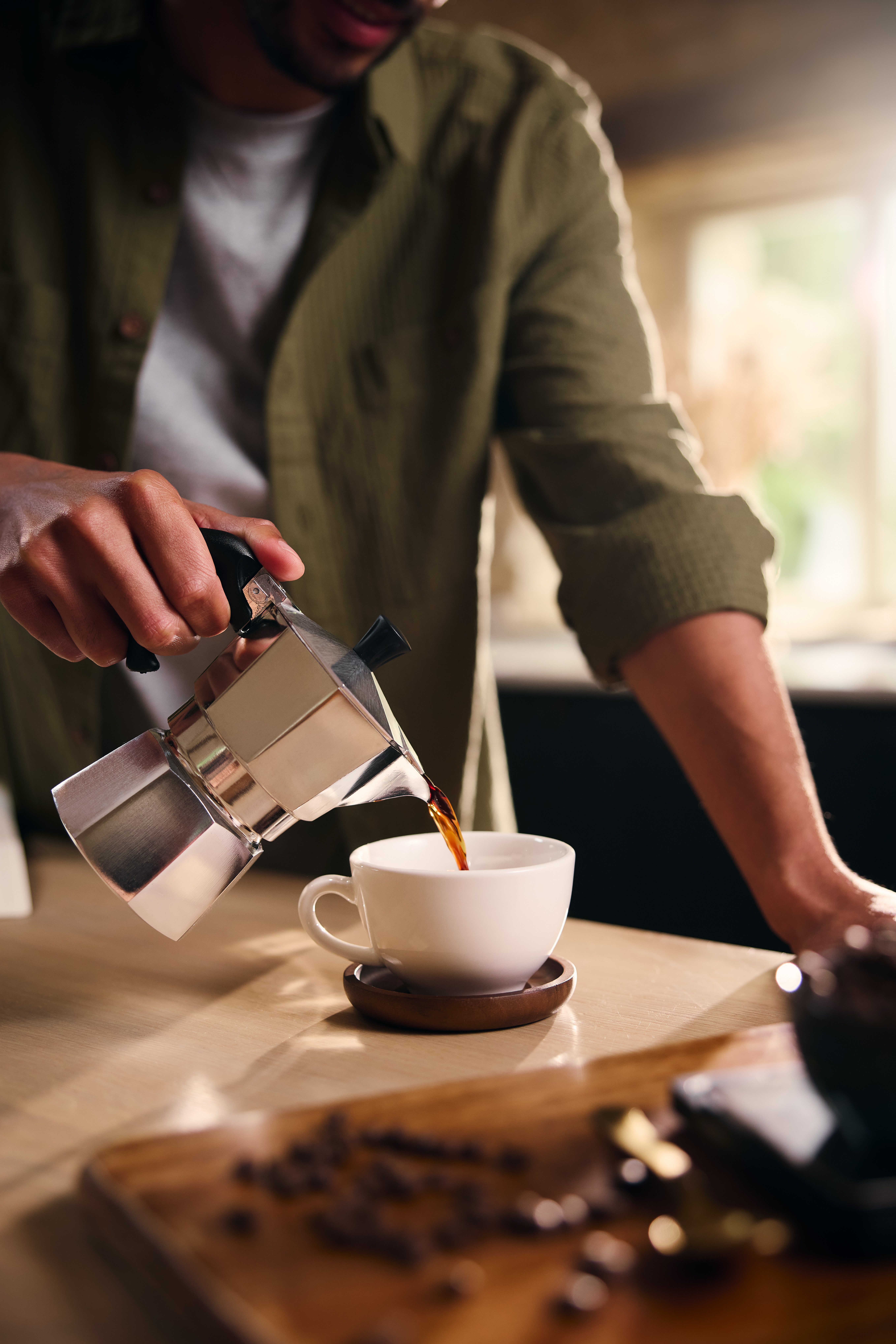0 Coffee Lifestyle Evergreen Stovetop Still Pouring