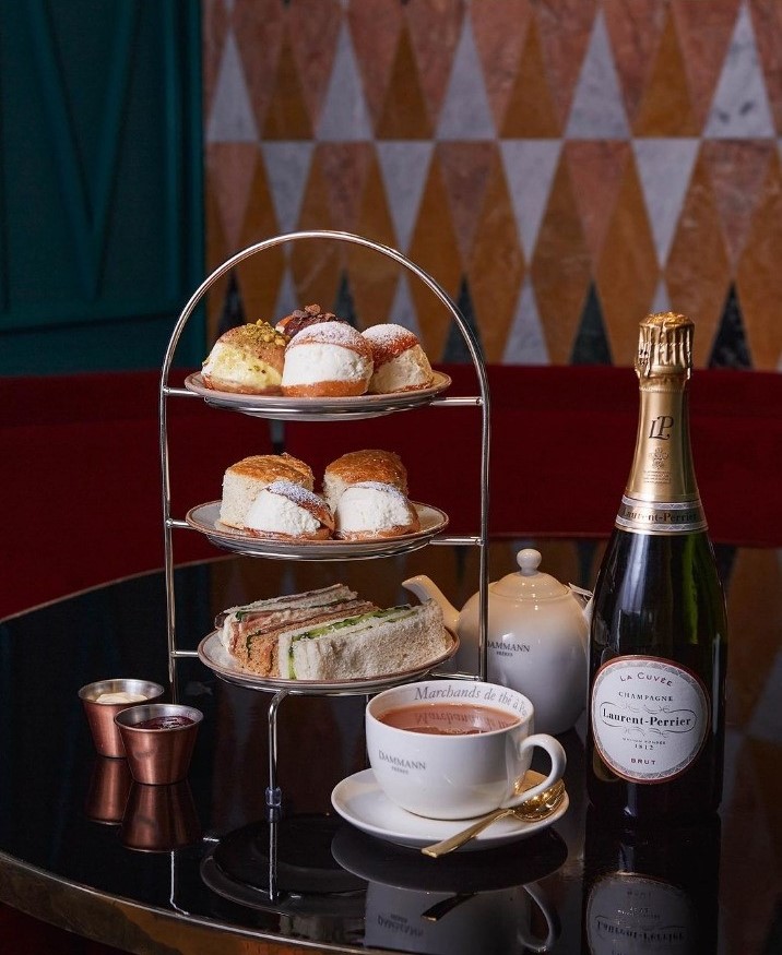 Festive Afternoon Te