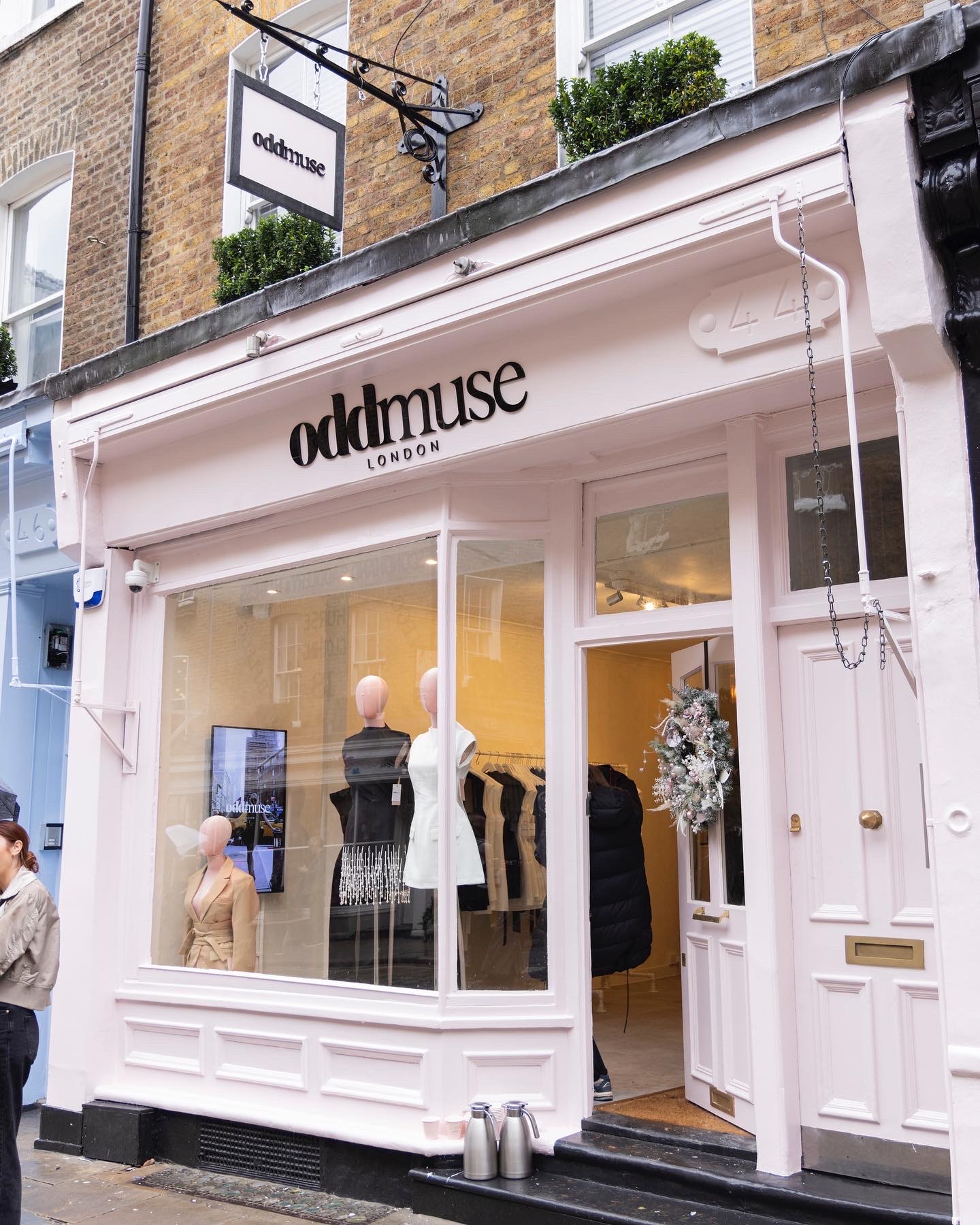 D51C50DE 3A99 427A A157 C97EA918E0A5