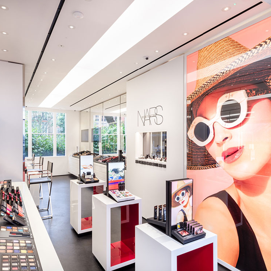 48 Hours Covent Garden 5278 Page 7 Image 0001